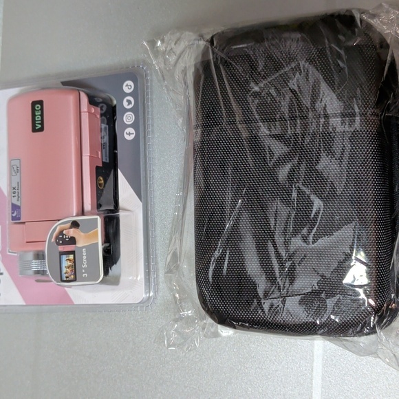 🆕Mini Camcorder + Carrying Case - Picture 9 of 11